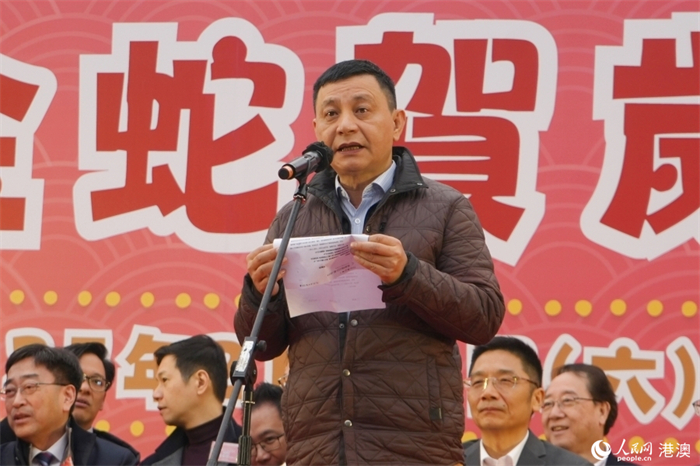 香港黃埔各界聯(lián)合會(huì)常務(wù)副主席莫湛雄致辭。人民網(wǎng) 陳曉琳攝