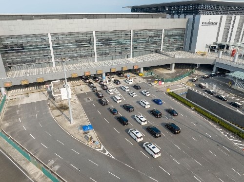 港珠澳大橋澳門口岸通關(guān)車道。澳門特區(qū)治安警察局供圖