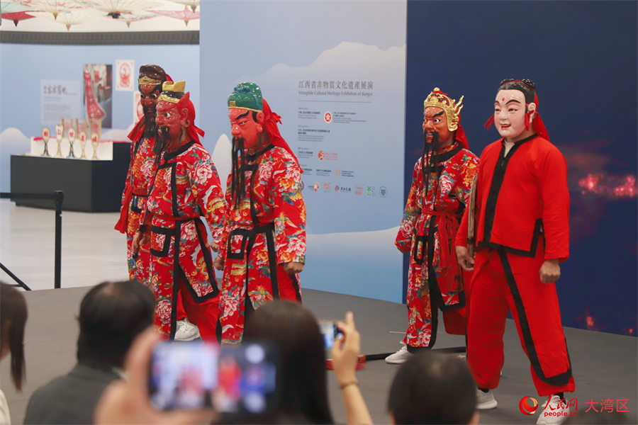 開(kāi)幕式上演萍鄉(xiāng)耍儺神。人民網(wǎng) 吳宇揚(yáng)揚(yáng)攝