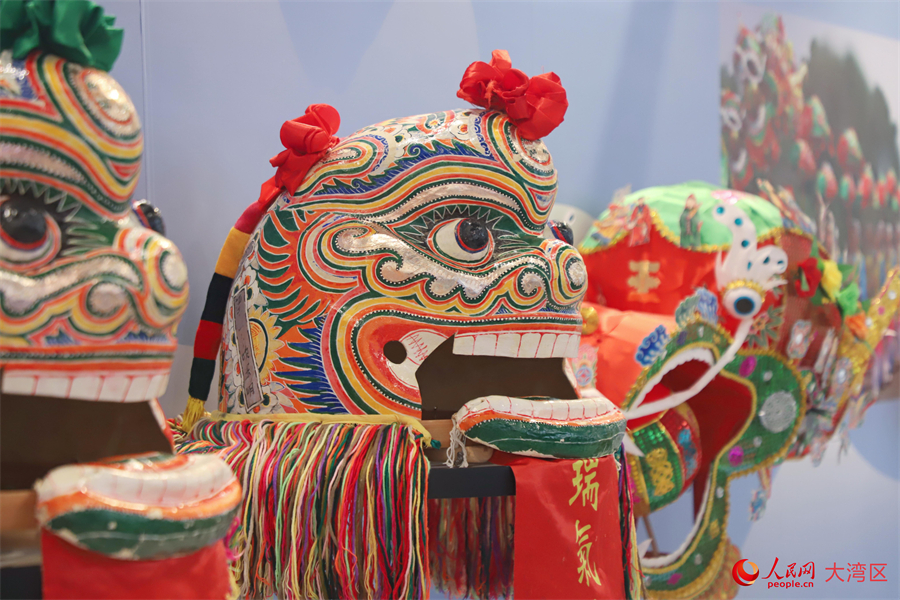 定南瑞獅。人民網(wǎng) 吳宇揚揚攝
